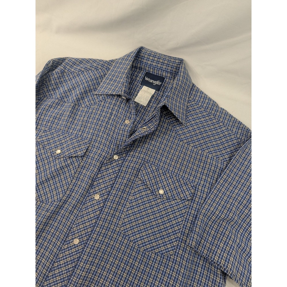 Vintage Mens Wrangler Western Shirt Sh Sleeve Lt Blue Pearl Snaps Sz L 16-16 1/2